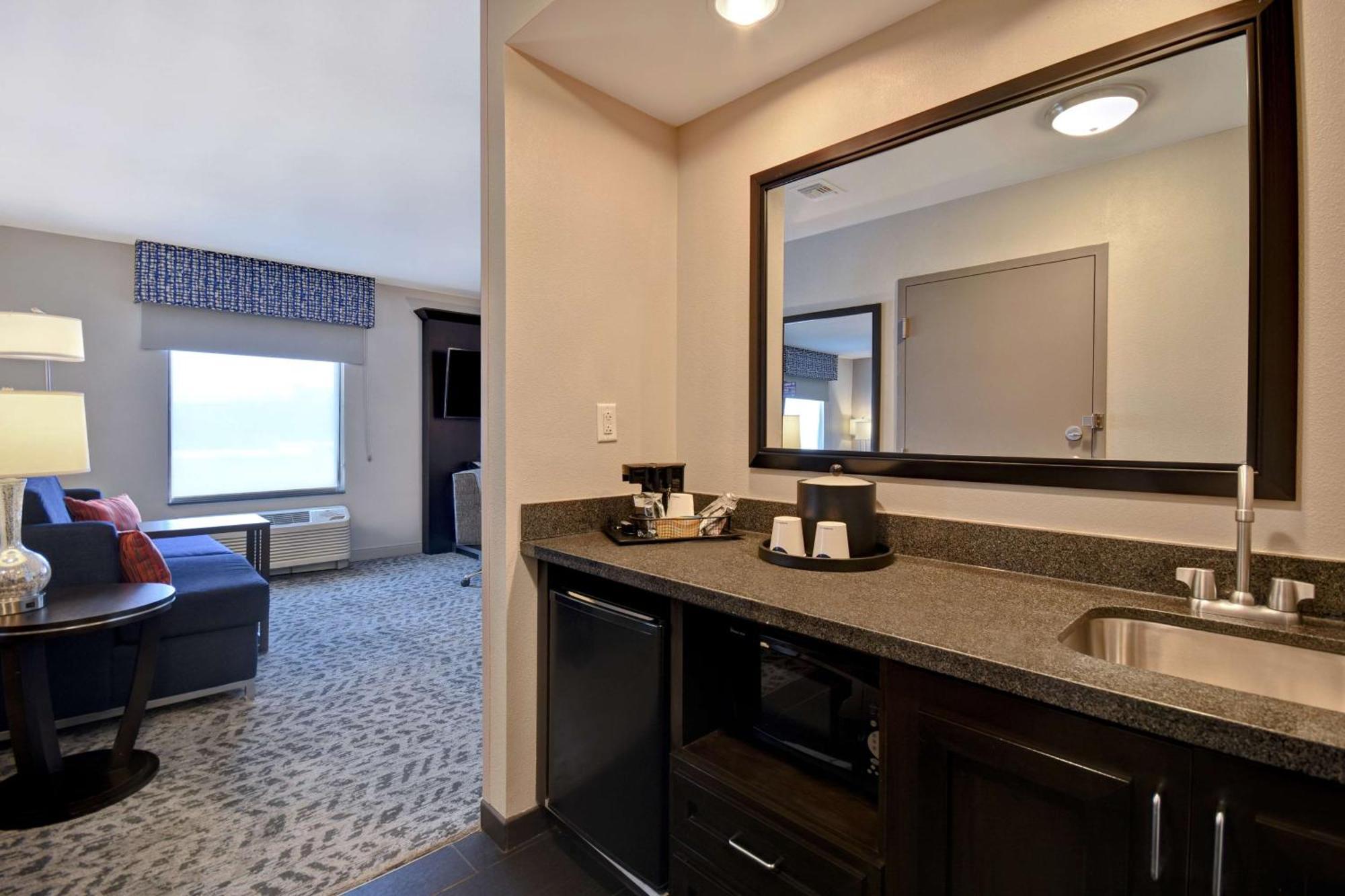 Hampton Inn & Suites Columbia South Fort Meade Area Dış mekan fotoğraf