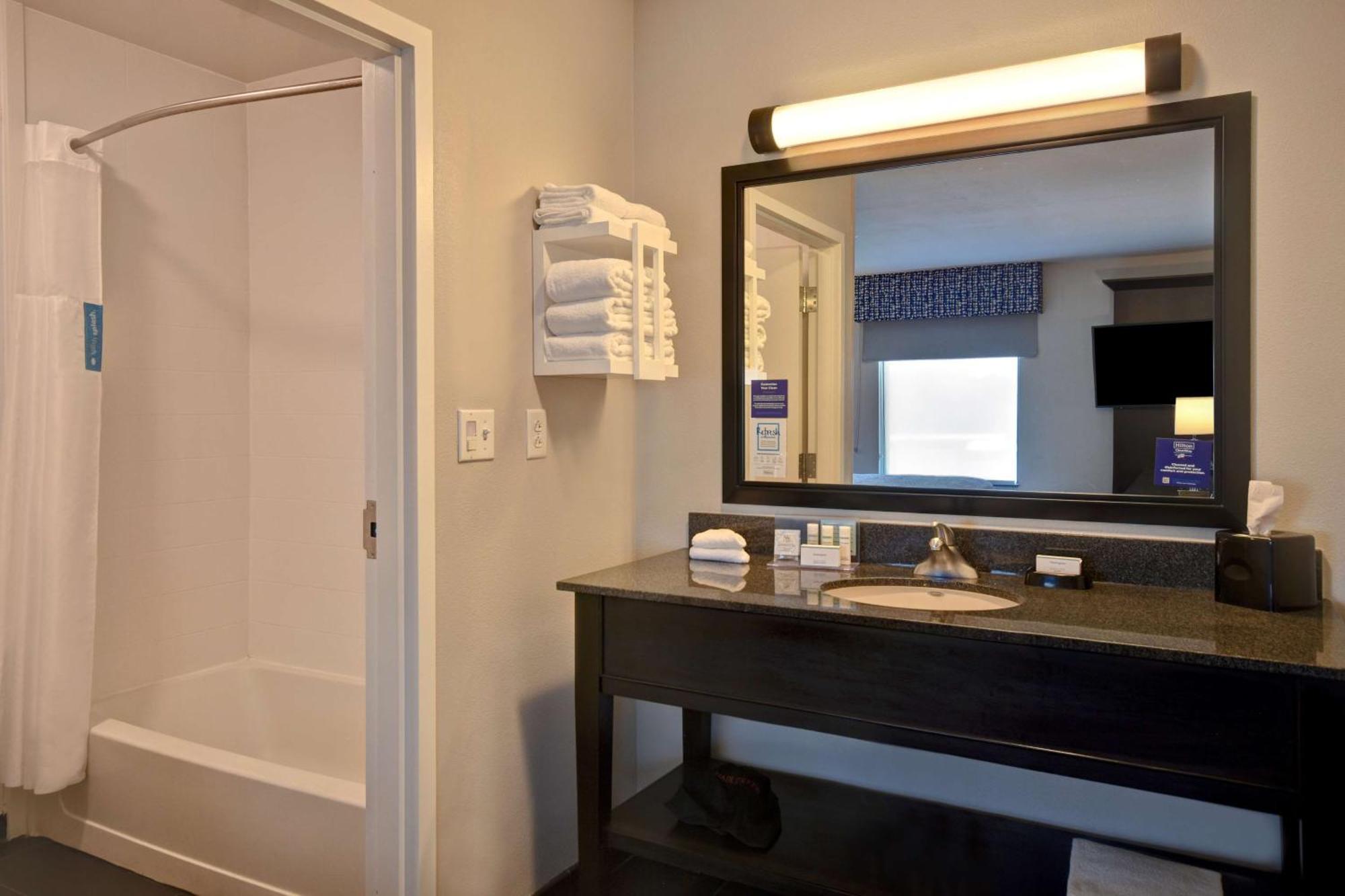 Hampton Inn & Suites Columbia South Fort Meade Area Dış mekan fotoğraf