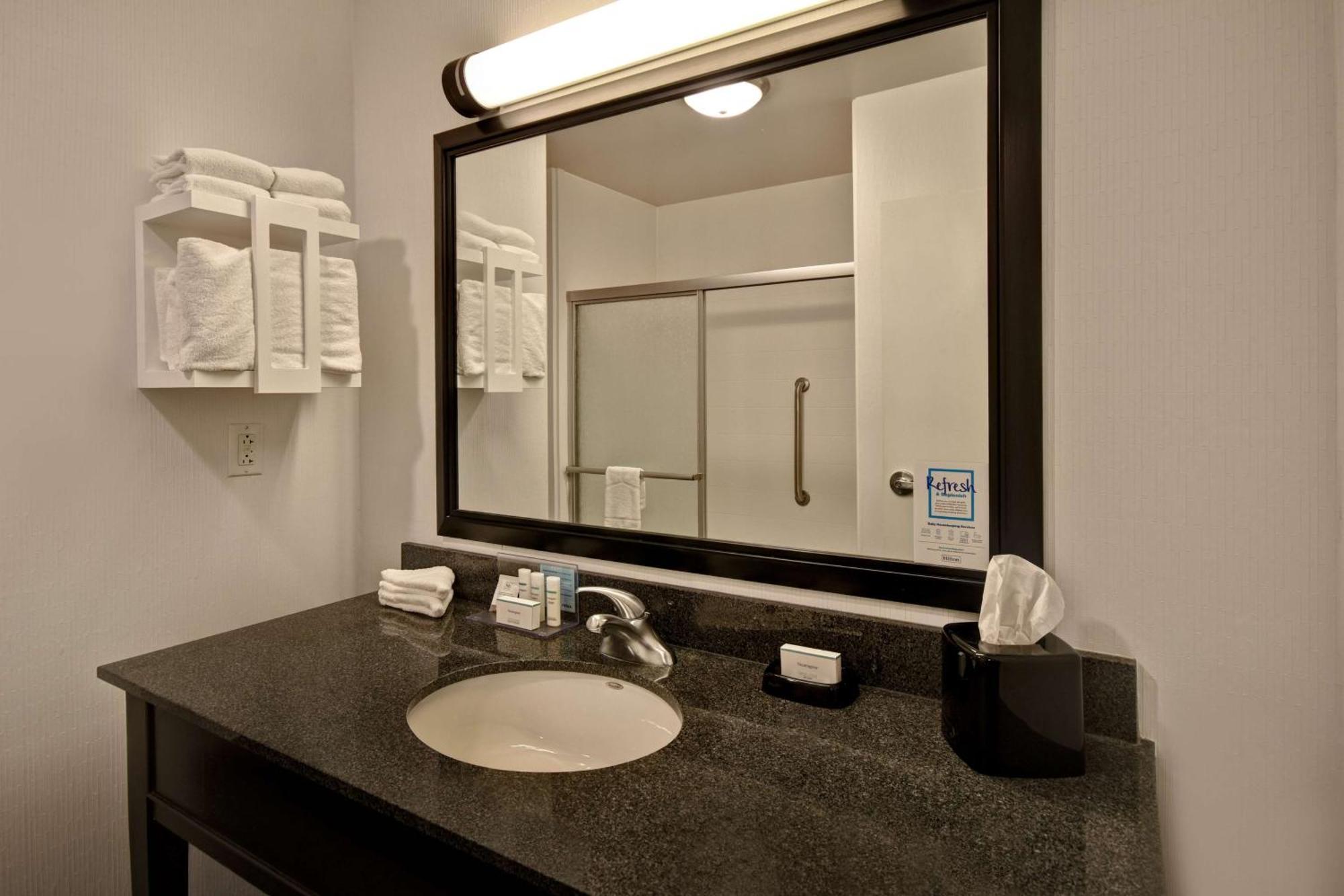 Hampton Inn & Suites Columbia South Fort Meade Area Dış mekan fotoğraf